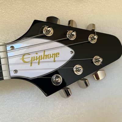 NEW Epiphone Flying V '70s Silverburst 1970s Case Papers_288 image 4