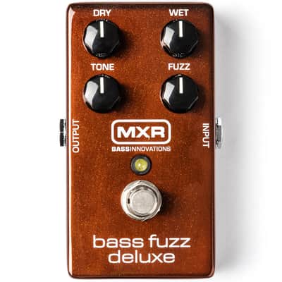 MXR M84 Bass Fuzz Deluxe Effects Pedal with Cables image 2