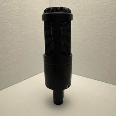 Audio-Technica AT2035 Large Diaphragm Cardioid Condenser Microphone 2010s - Black image 5