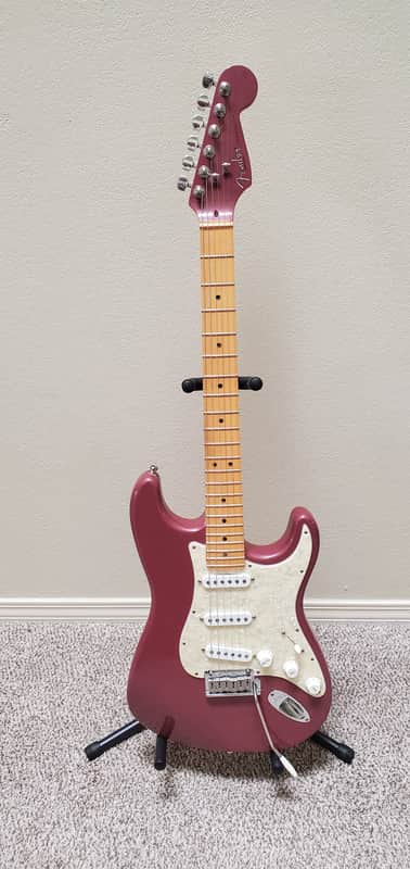 American Fender Stratocaster 1995 - RARE Burgundy Mist image 1