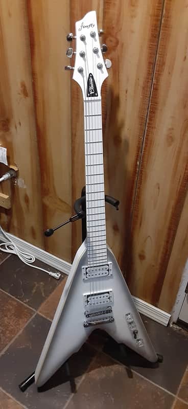 FireFly Brendon Small Snow Falcon White Flying V Electric Guitar