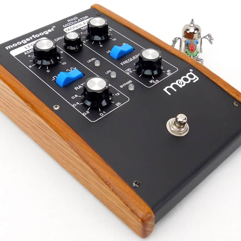 Moog Moogerfooger MF-102 Ring Modulator Synthesizer Pedal +Top…