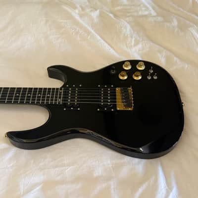 Carvin (Kiesel) DC200 Boutique Super Strat Style Guitar - Neck Through - Black - Made in USA - Free Pro Setup image 5