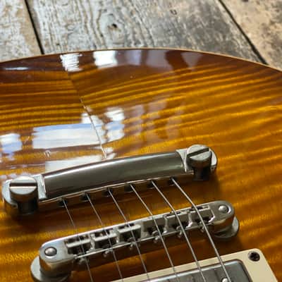 Gibson Les Paul Standard 2005 Beautiful Honeyburst Flametop Non Chambered w/ OHSC image 10