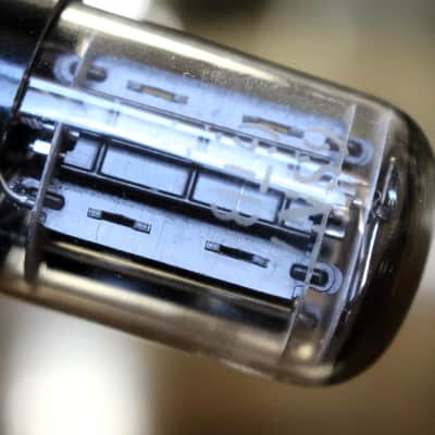 1959 CBS-Hytron 6SN7GTB – 5692 Structure – Triple Mica – NOS – Tested Strong image 4