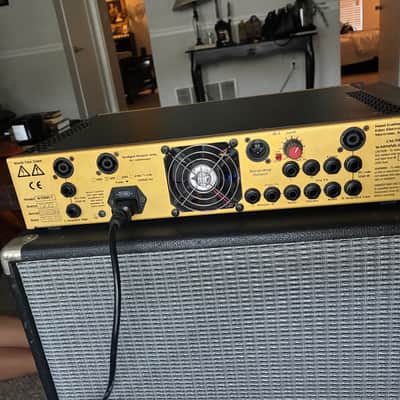 Eden Amplification WT800C World Tour Bass Amp (USA) 2007 - Gold/Black image 8