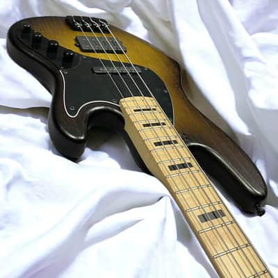 Sandberg Cal. TM-4 SuperLight, Tobacco Burst / Maple *6.9 Lbs. On Order, ETA May 2027 image 5