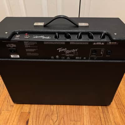 Fender Tone Master FR-12 1000-Watt 1x12" Active Guitar Speaker Cabinet with Dust Cover image 3
