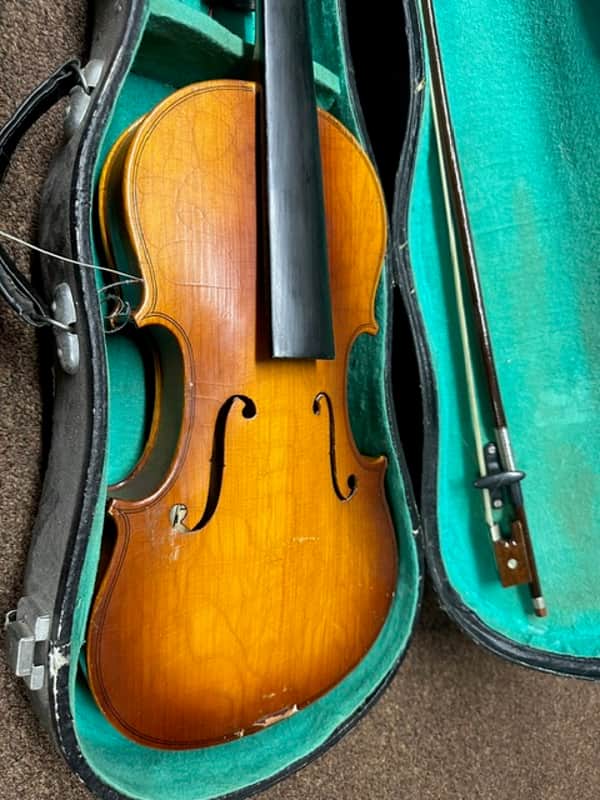 Used Cremona Fecit Anno Domini 19 Vintage Restoration, Repair, or