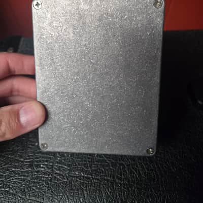 Carl's Custom Guitars Speaker Soak 8 Ohm Attenuator 2010s - Silver image 3