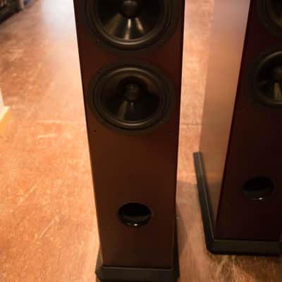 Von Schweikert VR-2 Floorstanding Audiophile Speakers w/ Grilles, Bases & Spikes image 4
