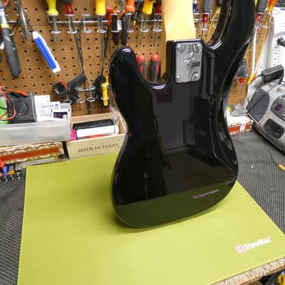 Fender Roger Waters Precision Bass 2011 - Black image 6