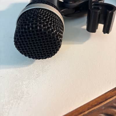 AKG D40 Cardioid Dynamic Instrument Mic 2010s - Black image 4