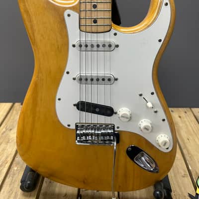 1975 Fender Stratocaster Natural Solid Body Electric Guitar, image 1