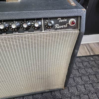 Fender Twin Reverb 2-Channel 100-Watt 2x12" Guitar Combo Silverface image 2