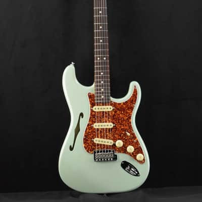 Immagine Fender American Professional II Stratocaster Thinline Transparent Surf Green Rosewood Fingerboard - 2