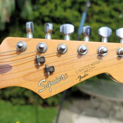 Squier Stratocaster MIJ E Series 84-87 - Lake Placid Blue image 5