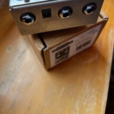 Origin Effects Deluxe61 Amp Tremolo & Drive 2021 - Silver image 4