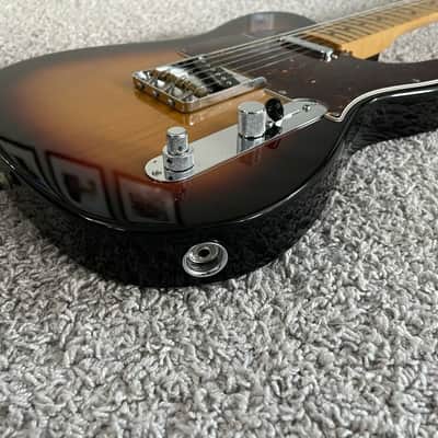 Fender FSR Standard Telecaster 2011 Active Special Edition MIM Sunburst Guitar image 4