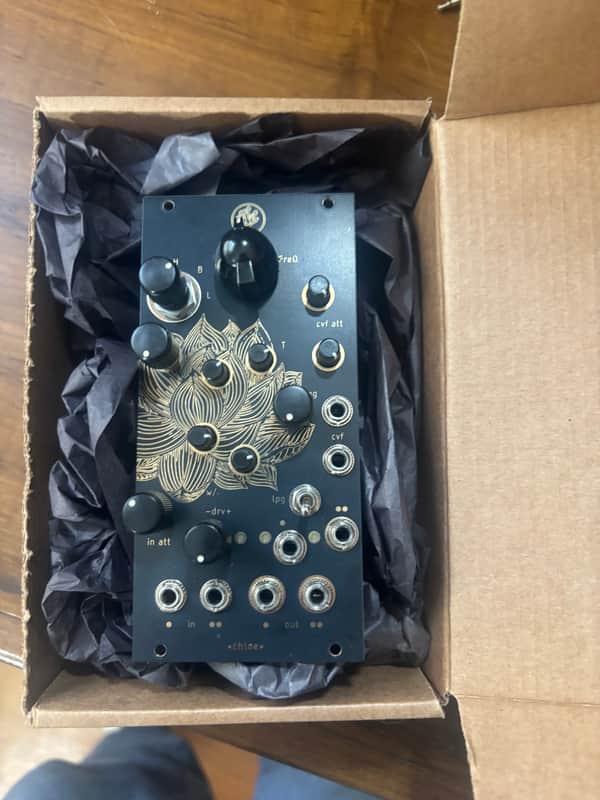 Bizarre Jezabel Chloe