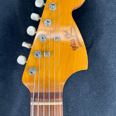 Von K Guitars Todd Rundgren Tribute Mustang Style Olympic White Nitro Lacquer image 6
