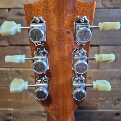 Gibson Les Paul Deluxe 2011 - 2012 - Goldtop image 10