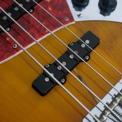 Fender Japan JB62-75US 4-String Jazz Bass 3-Tone Sunburst CIJ 1999-2002 image 11