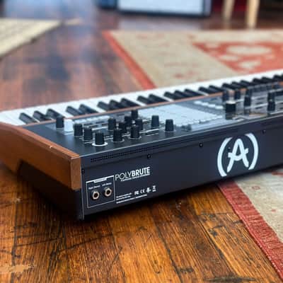 Arturia PolyBrute Morphing Analogue Poly Synth image 10