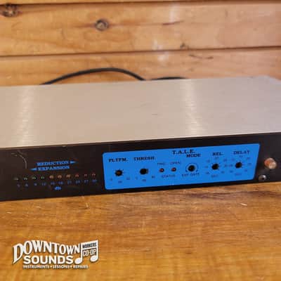 Hnat Hindes CSP-2013 Mic Maze - Gate, Expansion, Limiter, Broadcast, Vintage Single Rack Unit, 1 of 2 image 3