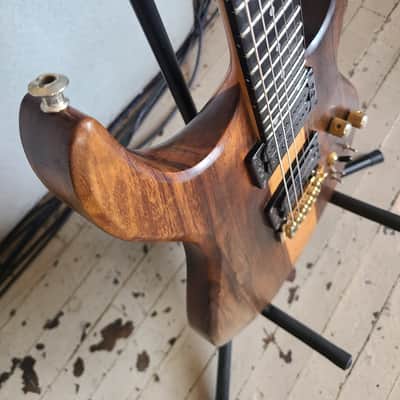 Carvin DC127 - Neck Thru - Double Cut - Tung Oil image 9
