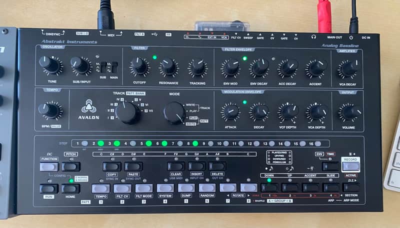 Abstrakt Instruments Avalon Bassline image 1