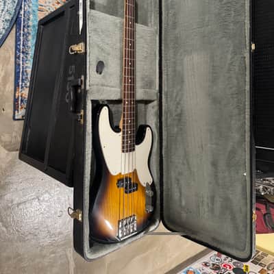 Fender Mike Dirnt Artist Series Signature Precision Bass 2004 - 2014 - 2-Color Sunburst image 2