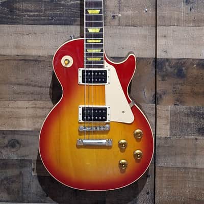 2003 Gibson Les Paul Classic "1960" W/HSC - Heritage Cherry Sunburst - image 2