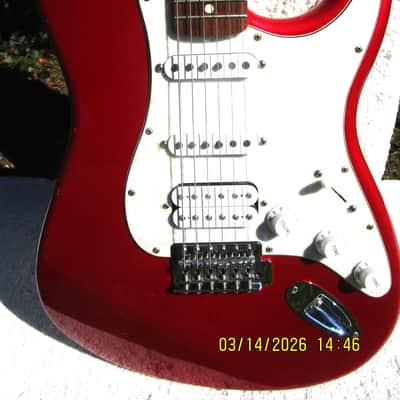 Fender Stratocaster HSS Guitar, 2001, NOS, Candy Apple Red, Gig Bag image 3