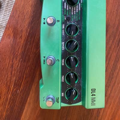 Line 6 DL4 MkII 2022 - Present - Green / Black image 5