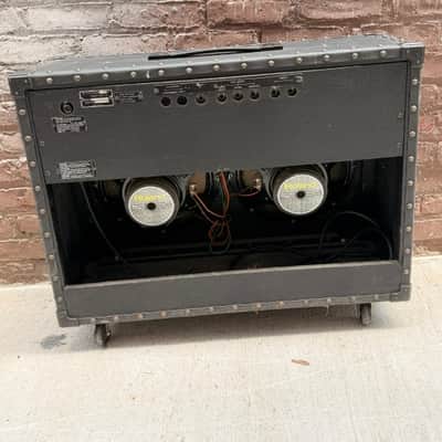 Roland JC-120 Jazz Chorus 120-Watt 2x12" Stereo Guitar Combo Amp image 12