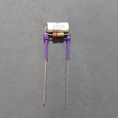 TREBLE BLEED MOD, Mallory 470pF Axial Film capacitor, 220K ROHM Gray Ghost resistor image 1