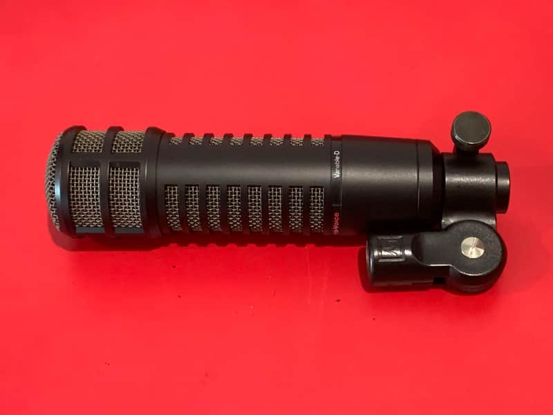 ELECTRO VOICE RE-320 W Case Clip and Box image 1