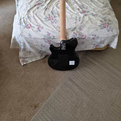 Ernie Ball Music Man Axis 2021 - Clear image 3