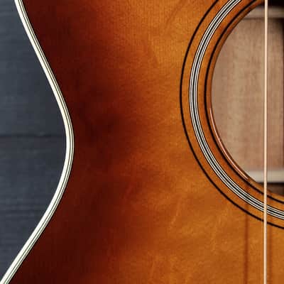 Martin Custom Shop 00-18 Style Premium Mahogany / Bearclaw Engelman image 17