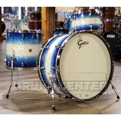 Gretsch Brooklyn 3pc Drum Set w/26BD Blue Burst Pearl