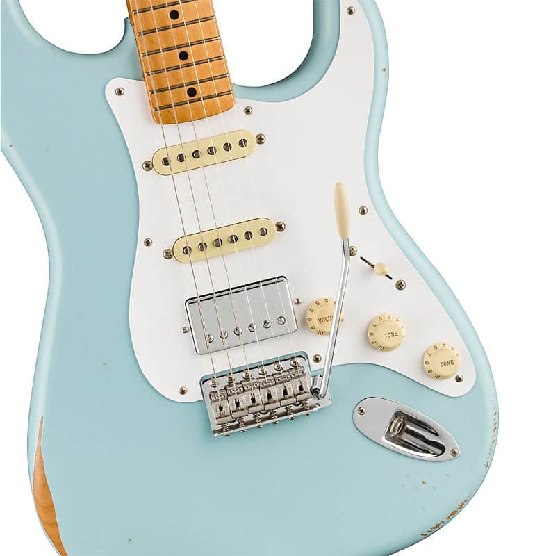 Fender Vintera Road Worn '50s Stratocaster HSS image 4