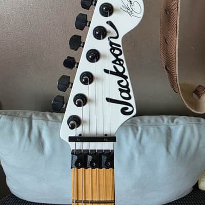 Jackson 50th Anniversary Adrian Smith Signature SC1 2025 - Snow White image 3