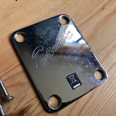 Squier by Fender Affinity Series Stratocaster Strat Guitar Neckplate + Screws 2006 image 2