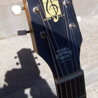 Harmony H165 mahogany 000 size guitar w/hsc 1960s image 9
