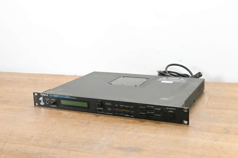 Roland JV-880 Multi Timbral Synthesizer Module CG011TE image 1
