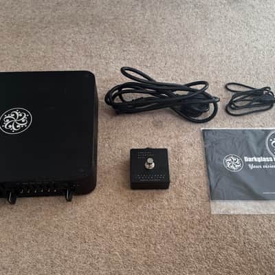 Darkglass Electronics Microtubes 900 V2 900-Watt Bass Amp Head 2021 - Present - Black image 1
