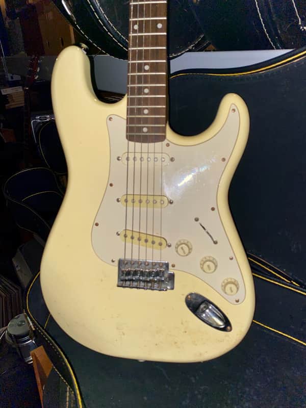 1999 Squier Affinity Series Stratocaster with Rosewood Fretboard image 1