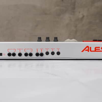 Alesis Micron Analog Modeling Synthesizer #59017 image 9