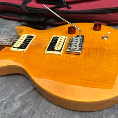 PRS SE Santana 2012 - Yellow image 4